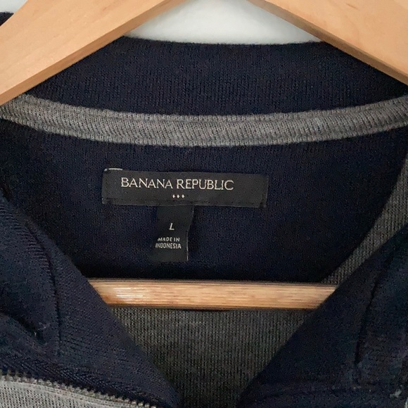 Banana Republic Sweater - Picture 2 of 2